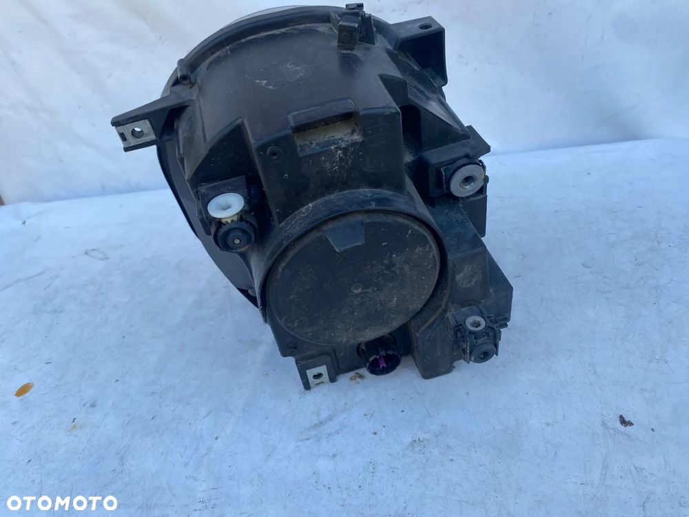 lampa jeep renegade H4 prawa eu eu cała - 2