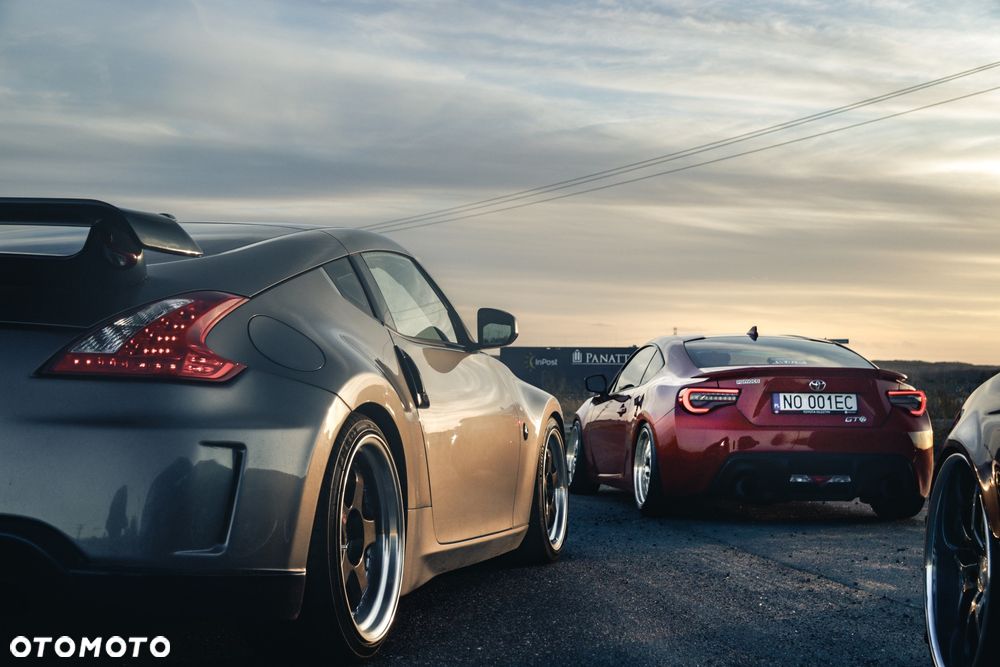 Nissan 370 Z 3.7 V6 Premium EU6 - 11