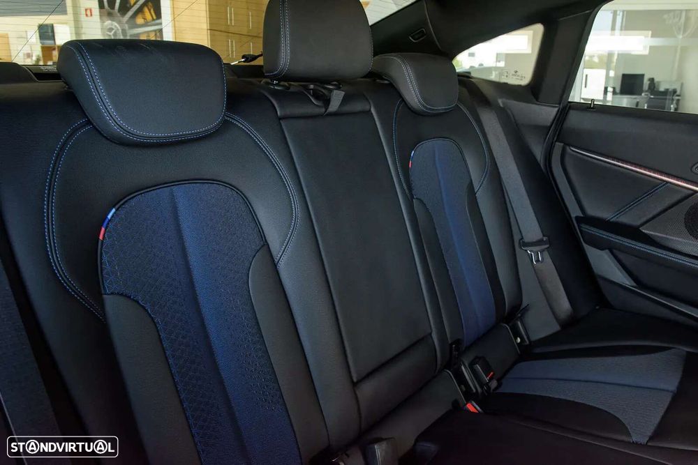 BMW 216 Gran Coupé - 19