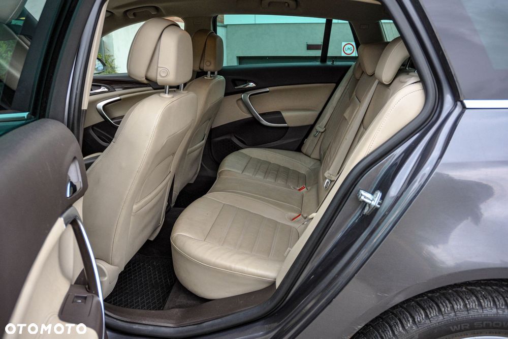 Opel Insignia - 8