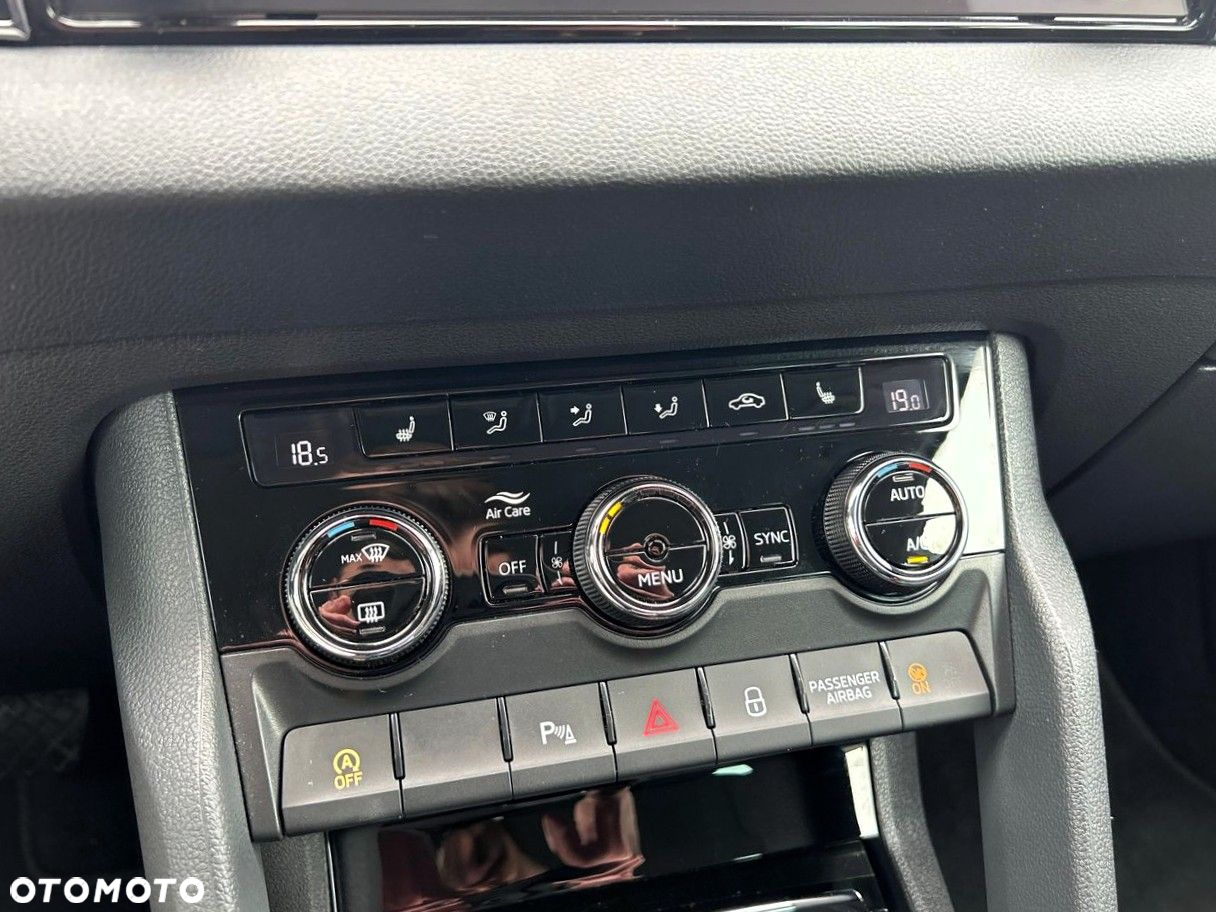 Skoda Karoq 1.5 TSI ACT 4x2 Style DSG - 18