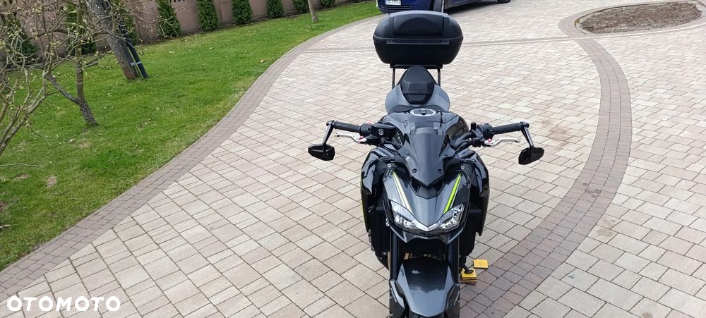 Kawasaki Z 900 - 8