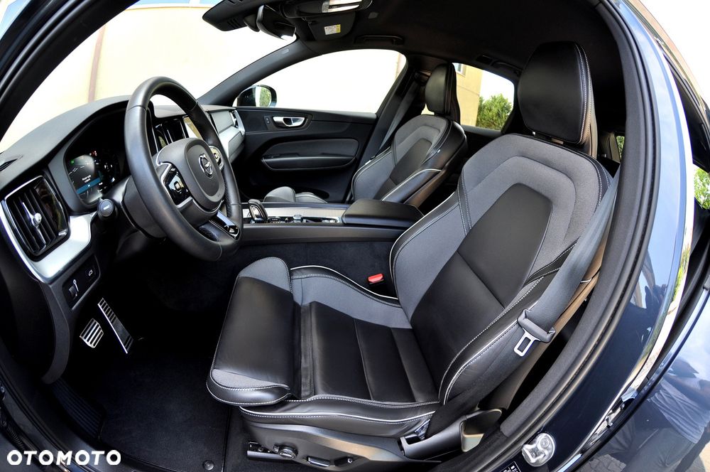 Volvo XC 60 B4 D R-Design - 15