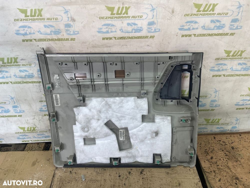 Fata usa drepata spate Chrysler Voyager 5 [2007 - 2011] 2.8 crdi vm64 - 2