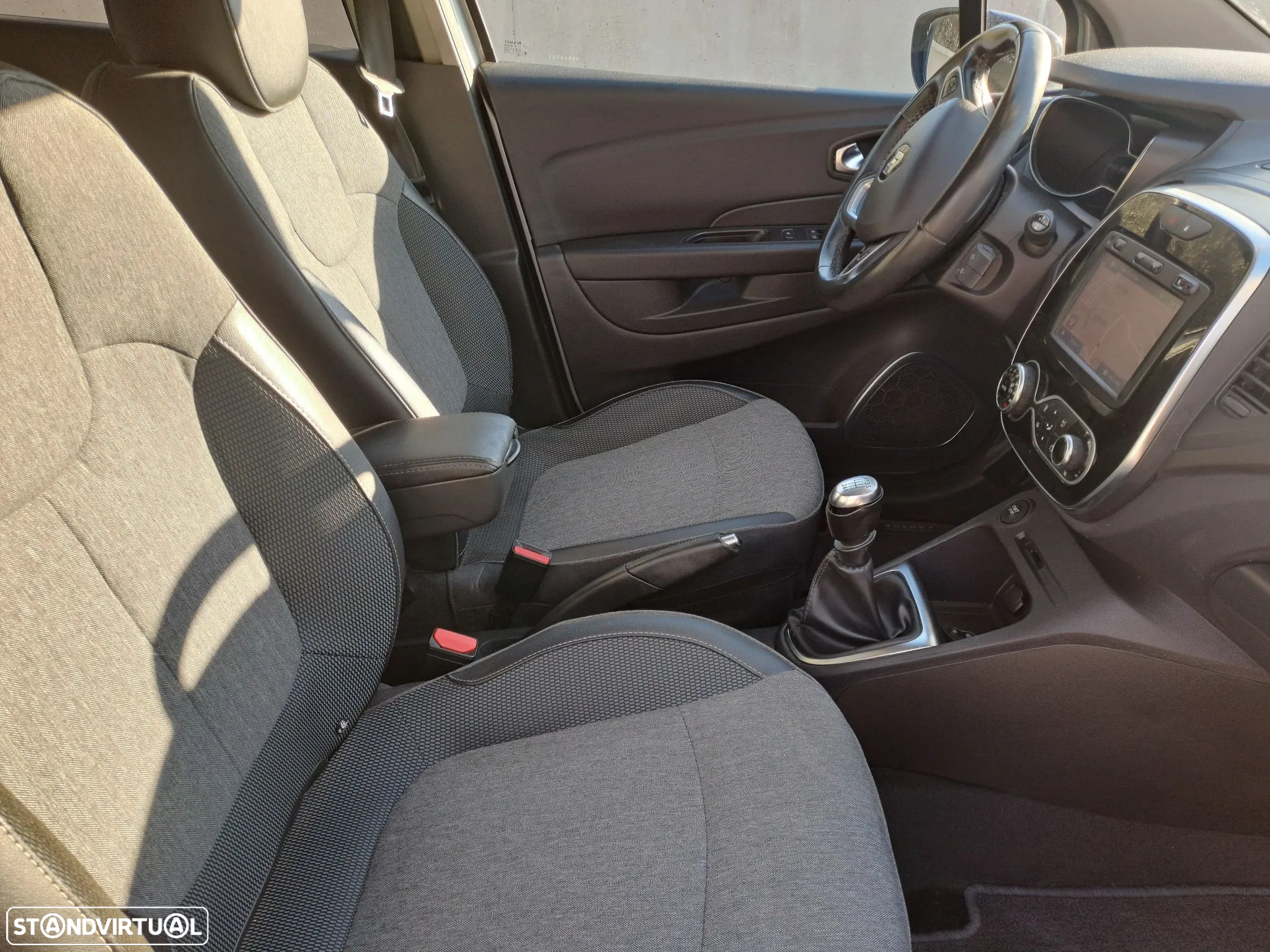 Renault Captur ENERGY dCi 110 S&S Intens - 13