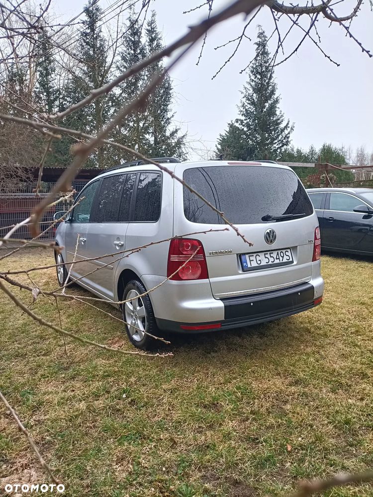 Volkswagen Touran 1.9 TDI DPF Conceptline - 2