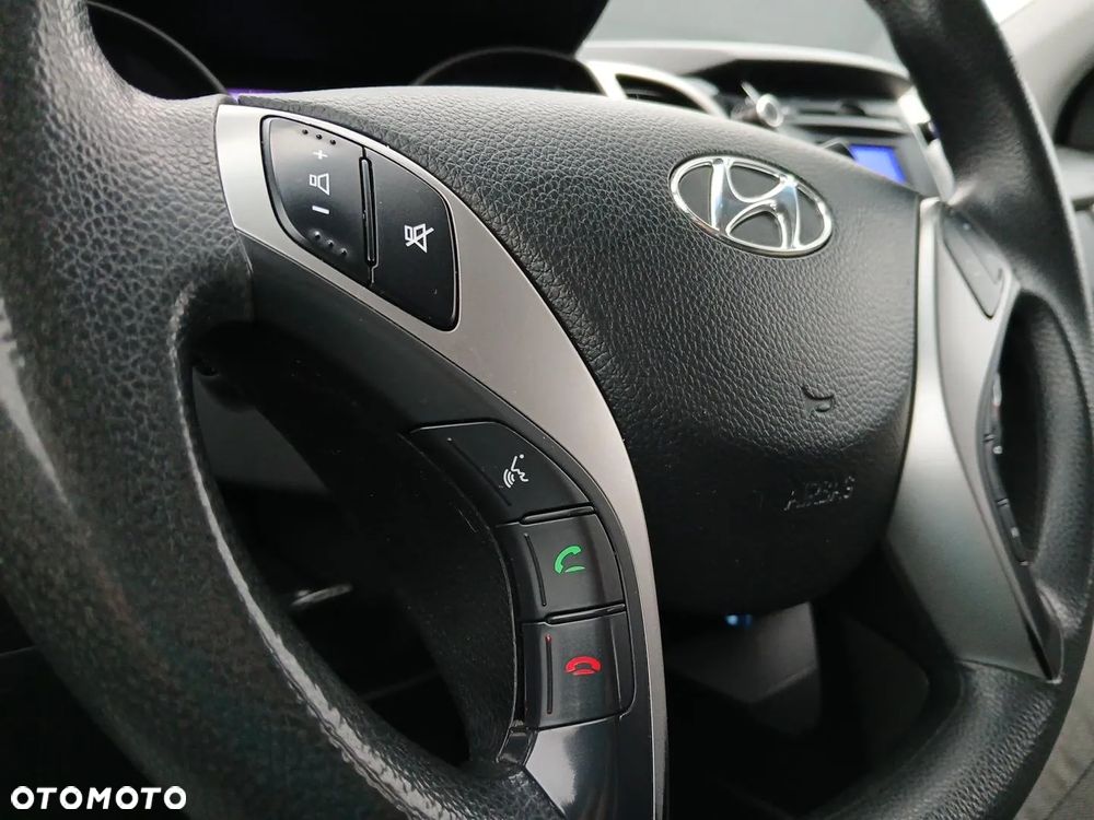 Hyundai i30 1.6 CRDi BlueDrive Classic + - 22