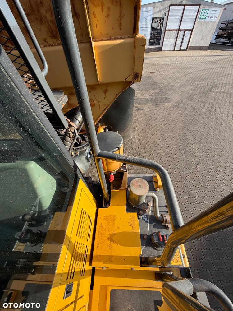 Komatsu HM300-3 - 13