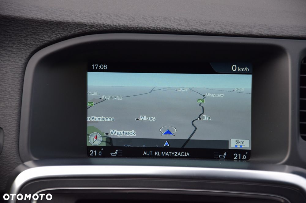 Volvo V60 D4 Momentum - 22