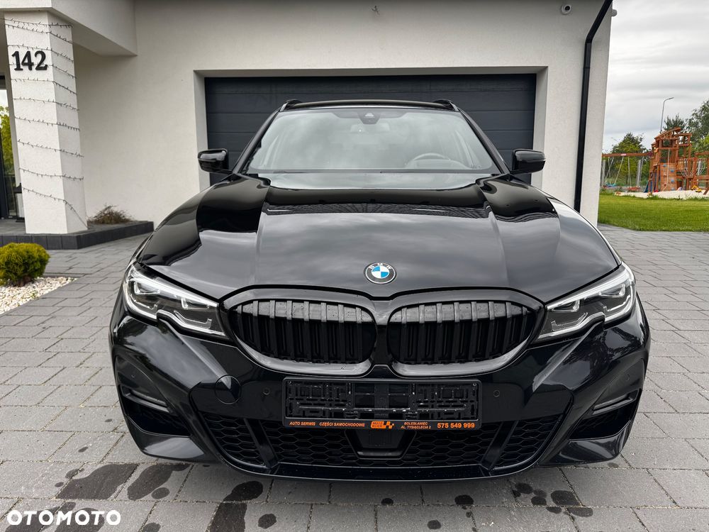 BMW Seria 3 330e xDrive M Sport - 16