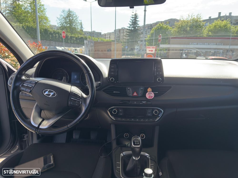 Hyundai i30 SW 1.6 CRDi Style Plus - 10