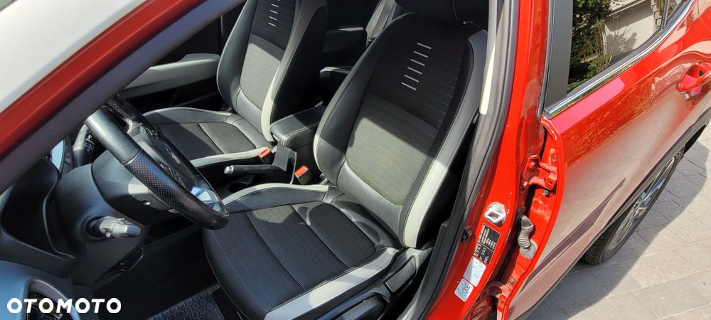 Kia Stonic 1.0 T-GDI 100 OPF DCT7 Vision - 17