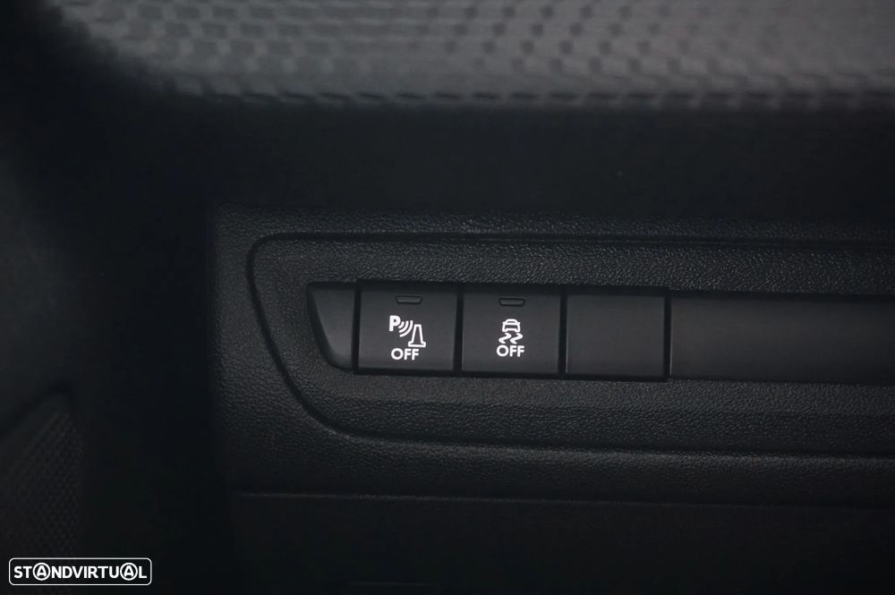 Peugeot 2008 1.6 BlueHDi Style - 9