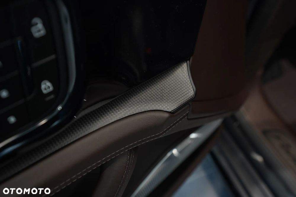 Porsche Panamera Turbo S E-Hybrid PHEV - 22