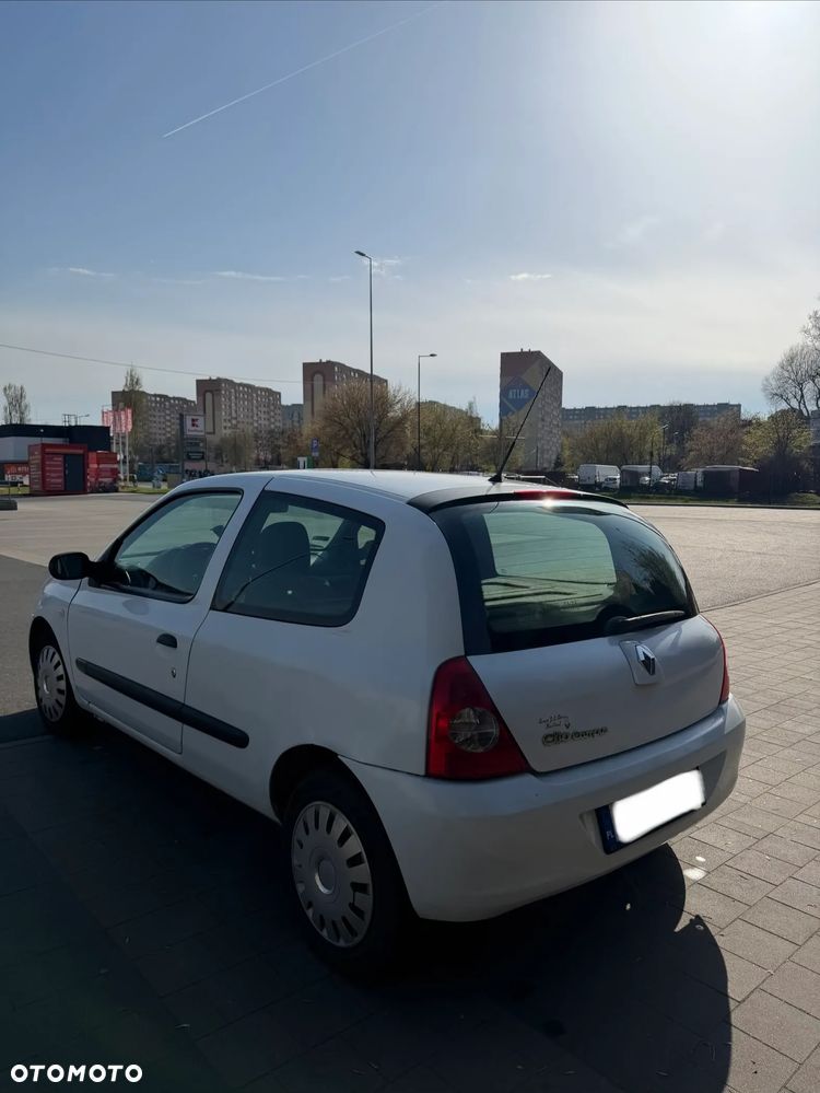 Renault Clio 1.5 dCi Campus - 5