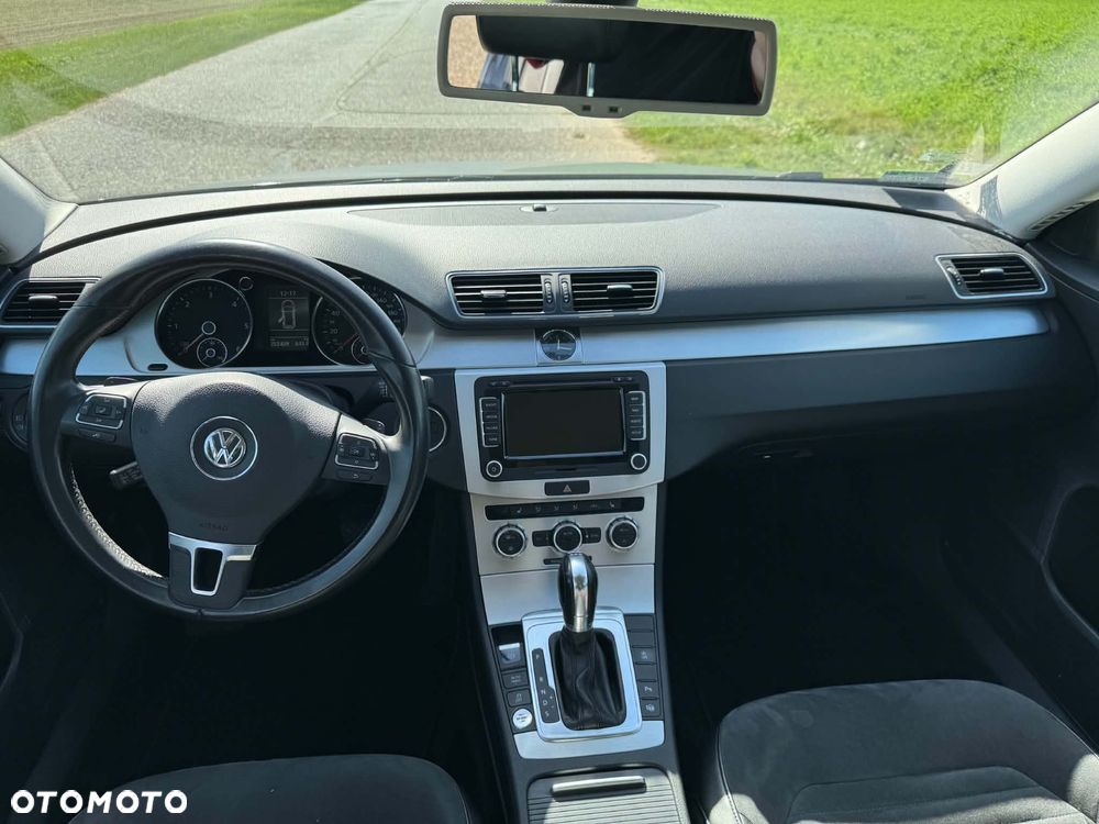 Volkswagen Passat 2.0 TDI Highline DSG - 20