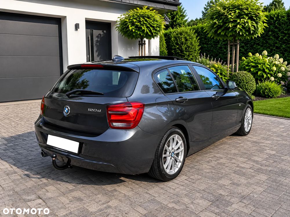 BMW Seria 1 120d Sport Line - 7