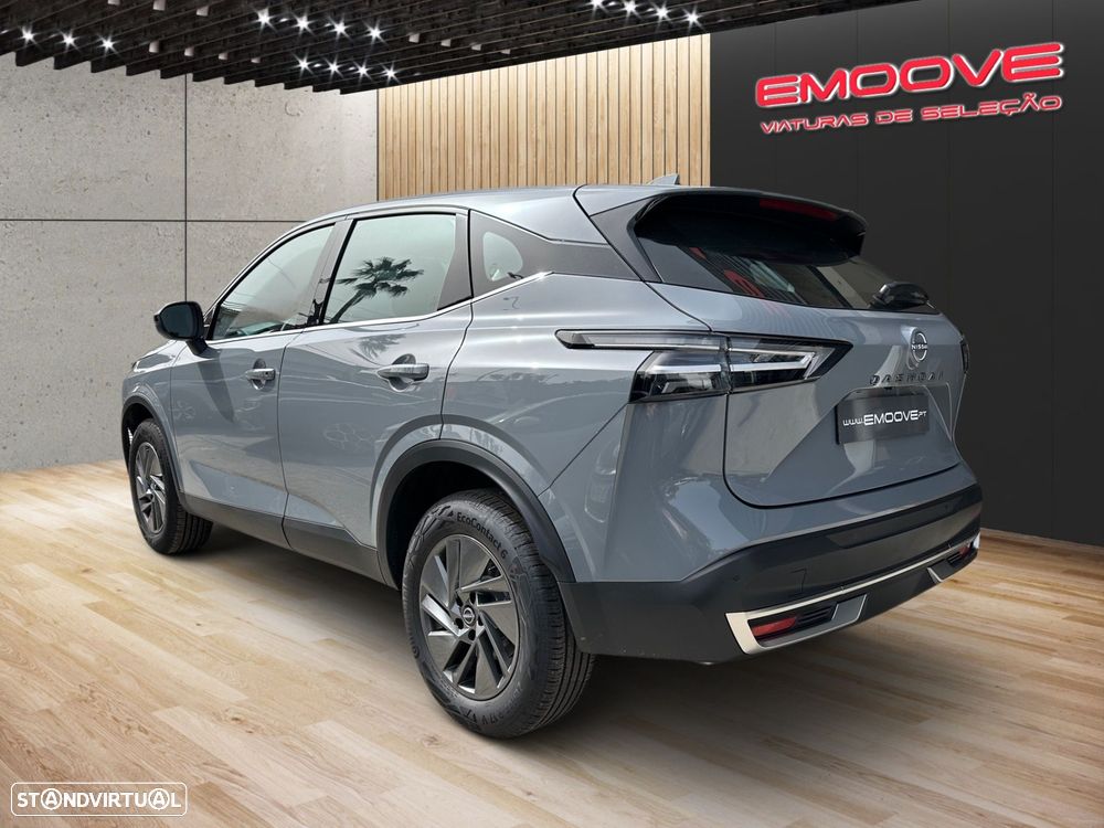 Nissan Qashqai 1.3 DIG-T Engage - 4