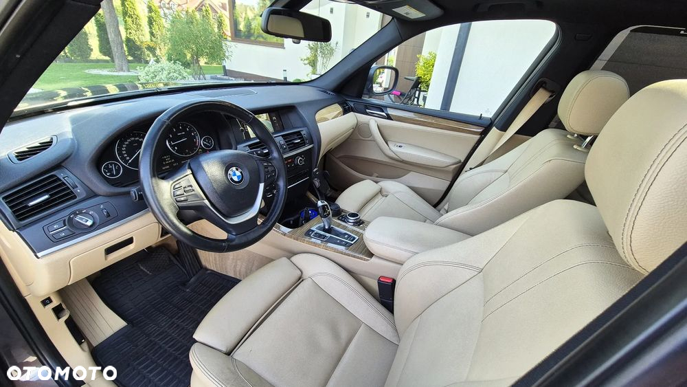 BMW X3 28i xDrive - 12