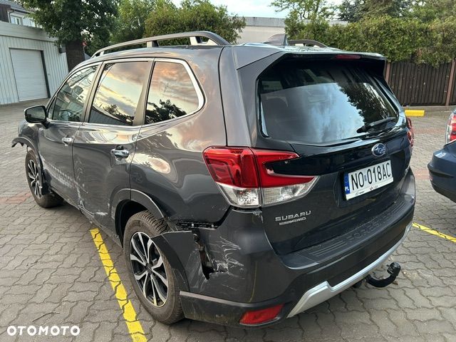 Subaru Forester 2.0 i Platinum (EyeSight) Lineartronic - 4
