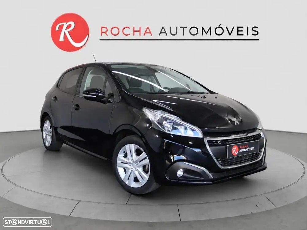 Peugeot 208 1.2 PureTech Signature - 4