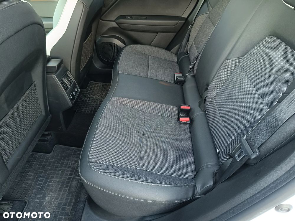 Renault Captur BLUE dCi 115 EDC BUSINESS EDITION - 20