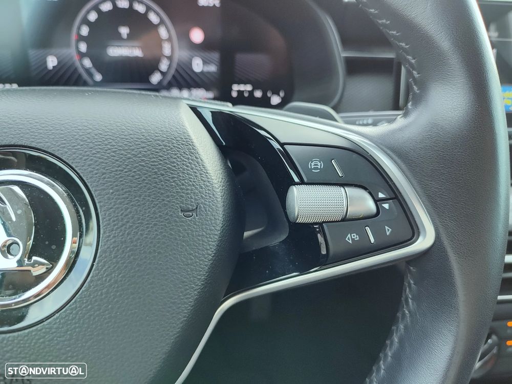 Skoda Kamiq 1.0 TSI Style DSG - 22