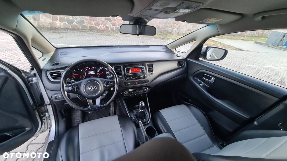 Kia Carens 1.7 CRDi L 7os - 18
