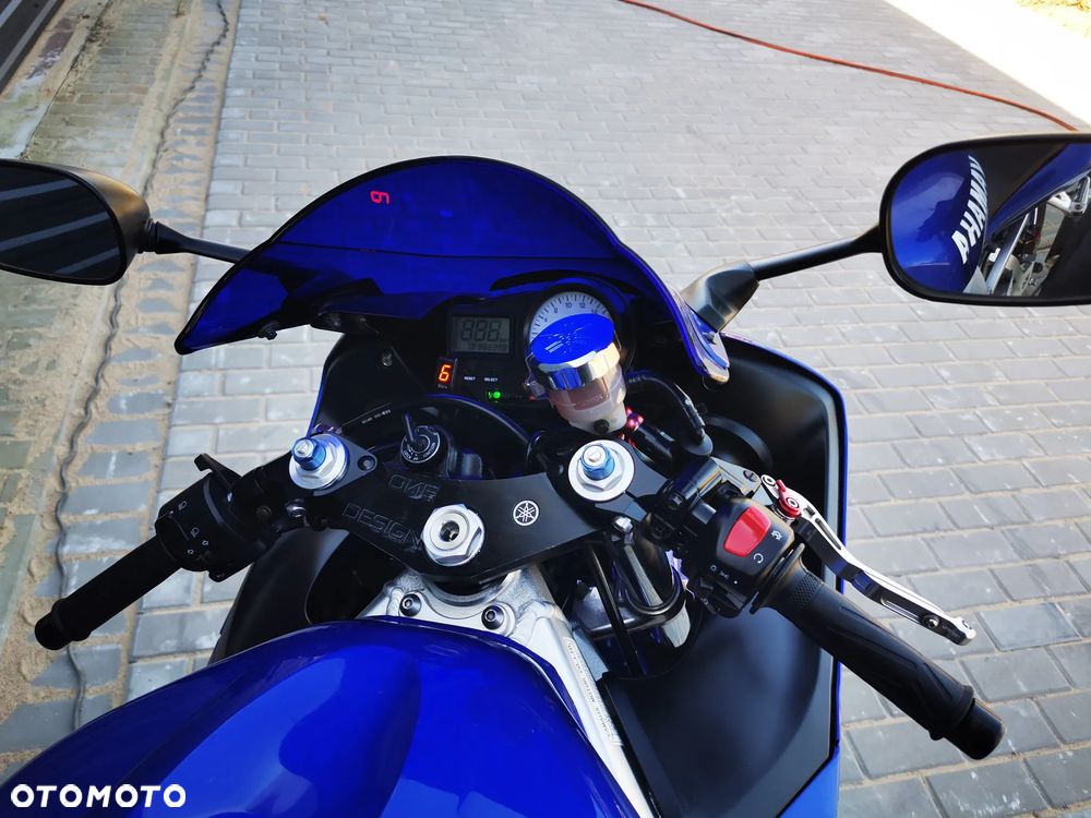 Yamaha R6 - 26