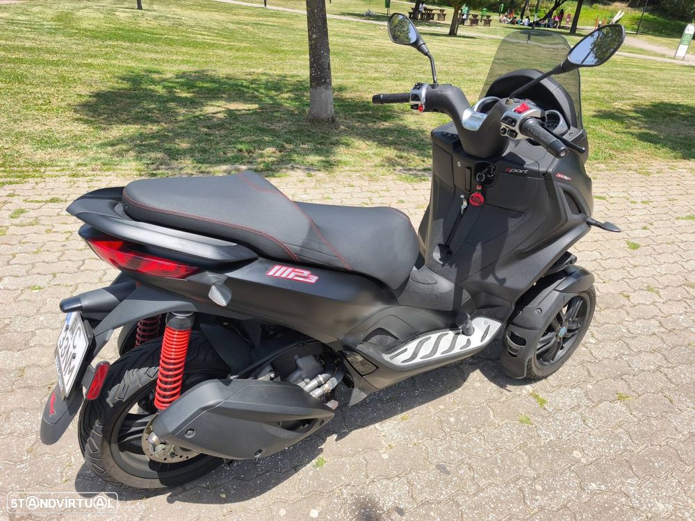 Piaggio MP3 300 Hpe - 4