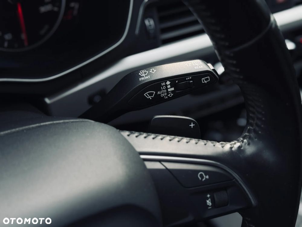 Audi A4 Avant 2.0 TDI S tronic - 36