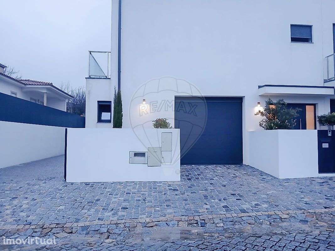 Moradia T5 para venda - Grande imagem: 2/43