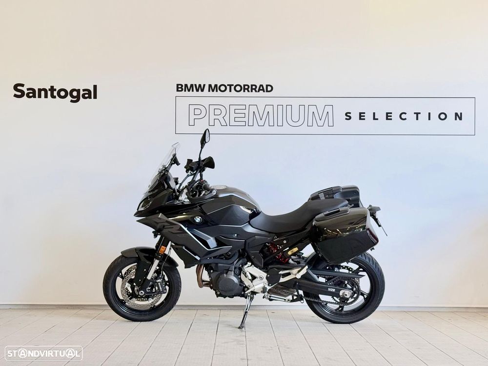 BMW F 900 XR TRIPLE BLACK - 1