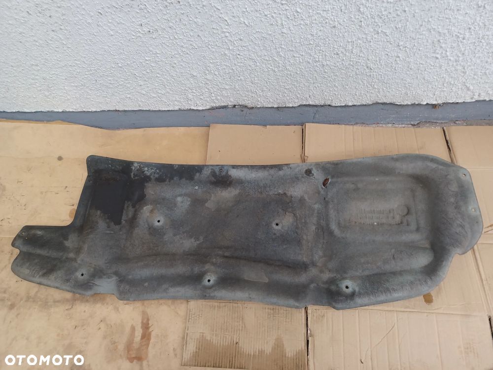 WYGŁUSZENIE MASKI VW CRAFTER LIFT EUROPA - 2