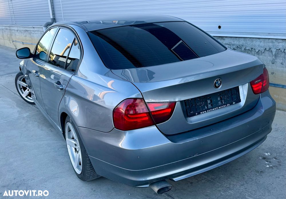 BMW Seria 3 320d DPF Aut. Edition Exclusive - 18