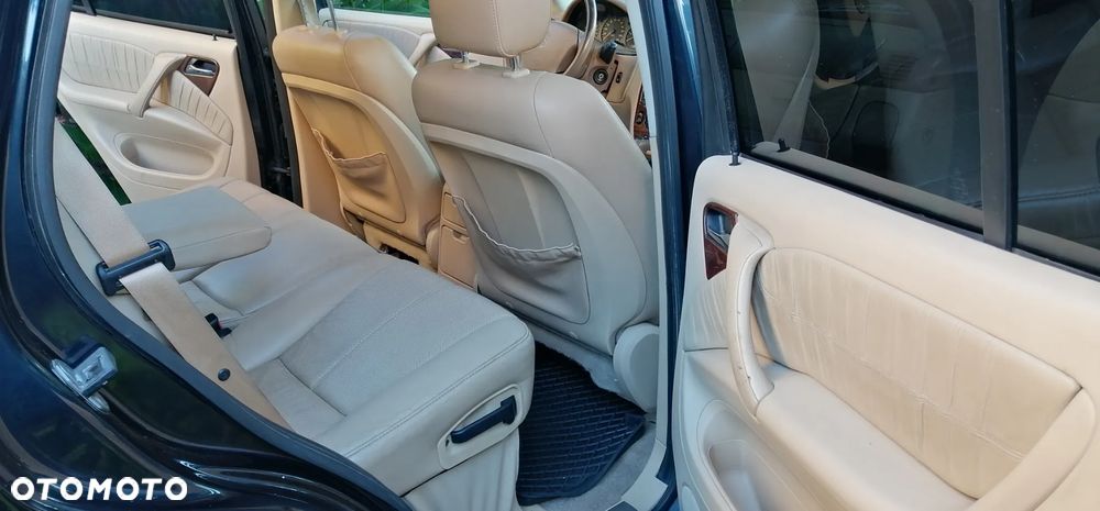 Mercedes-Benz ML - 7