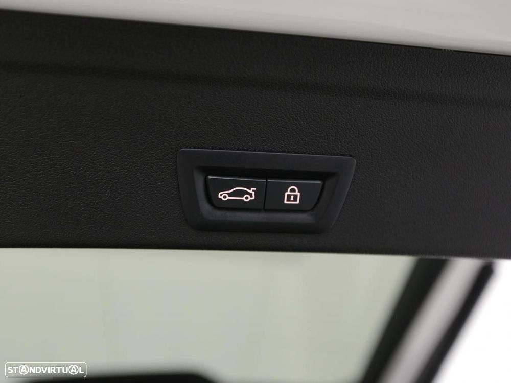 BMW X6 30 d xDrive Pack M - 32