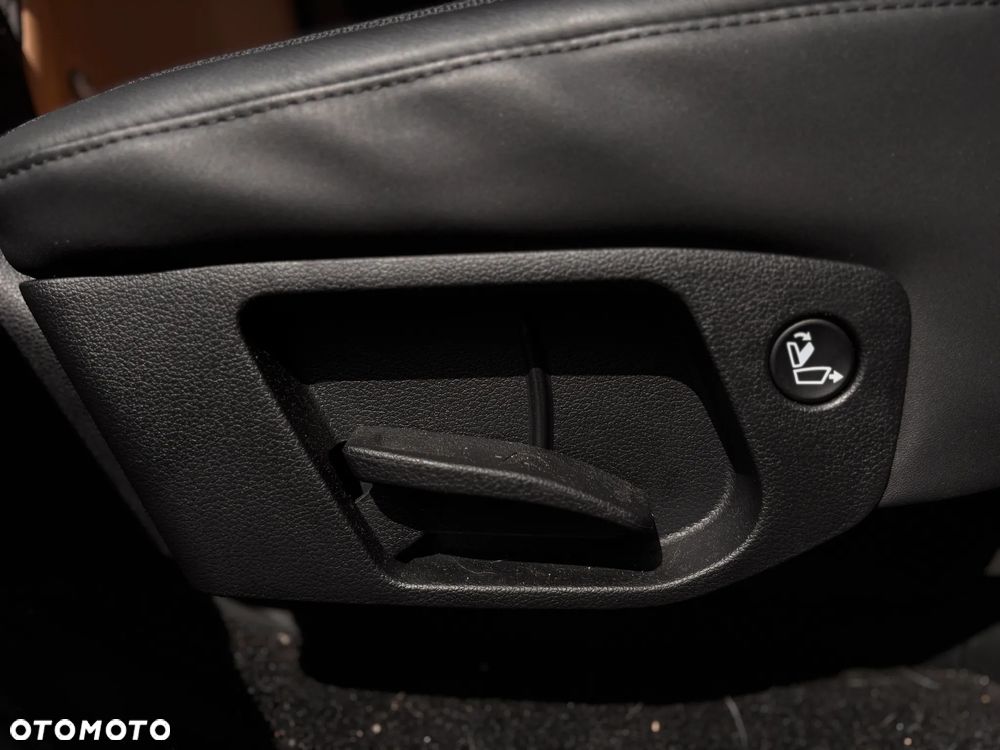 Hyundai Santa Fe - 25