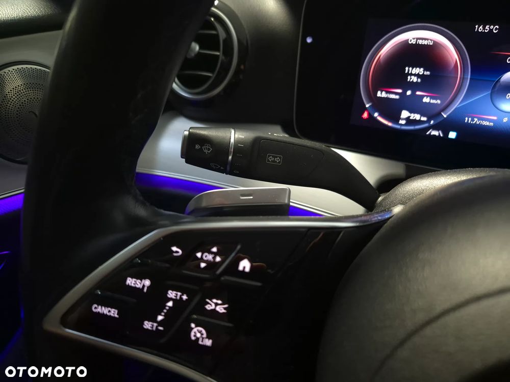 Mercedes-Benz Klasa E 220 d 9G-TRONIC - 23