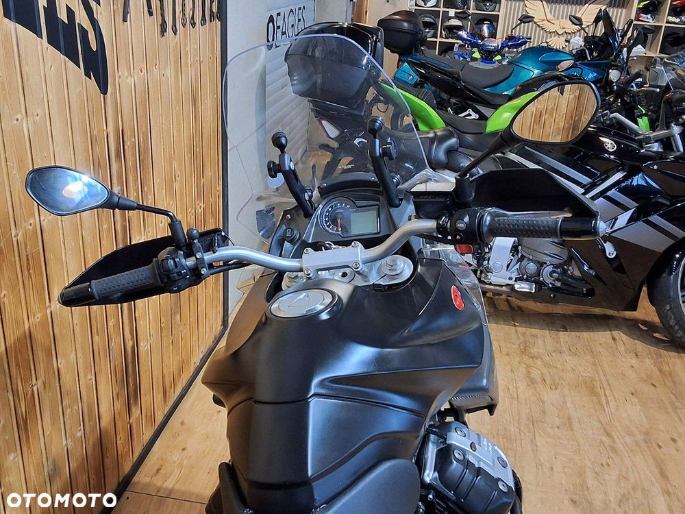 Moto Guzzi Stelvio - 14