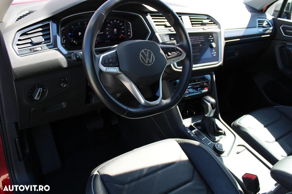 Volkswagen Tiguan - 11
