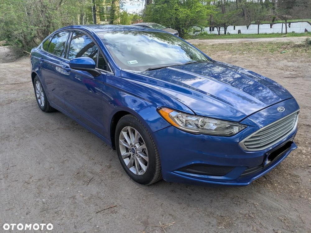 Ford Fusion - 1