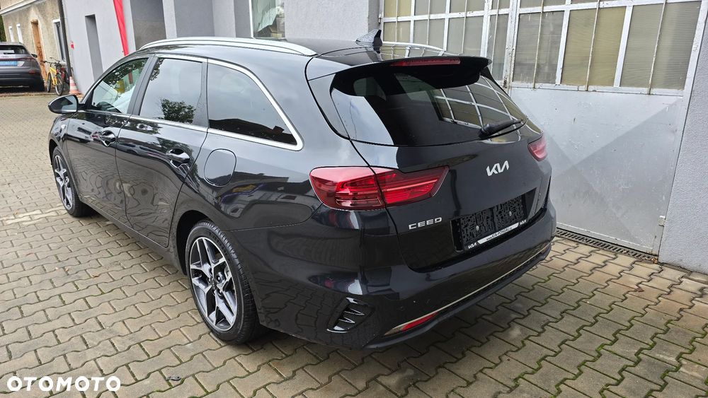 Kia Ceed 1.0 T-GDI 100 OPF Attract - 12