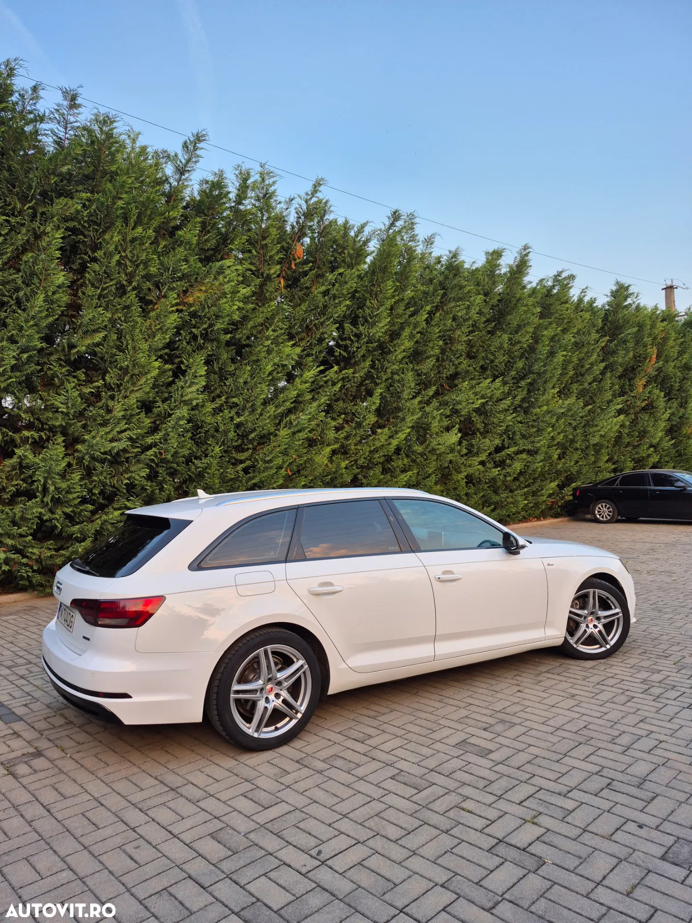 Audi A4 Avant 2.0 TDI quattro S tronic Sport - 7