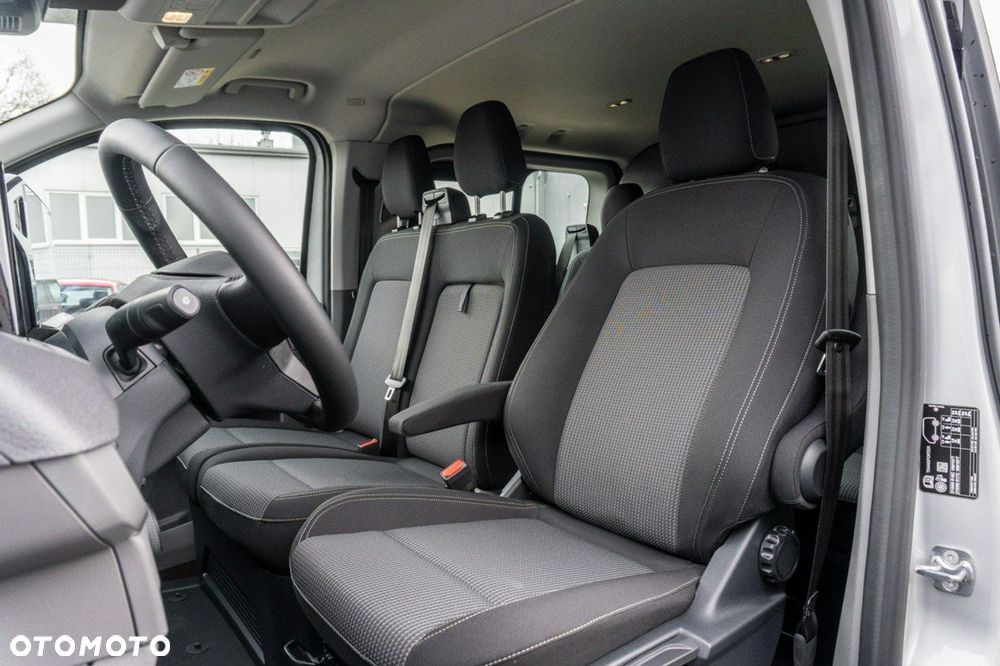 Volkswagen Transporter - 12