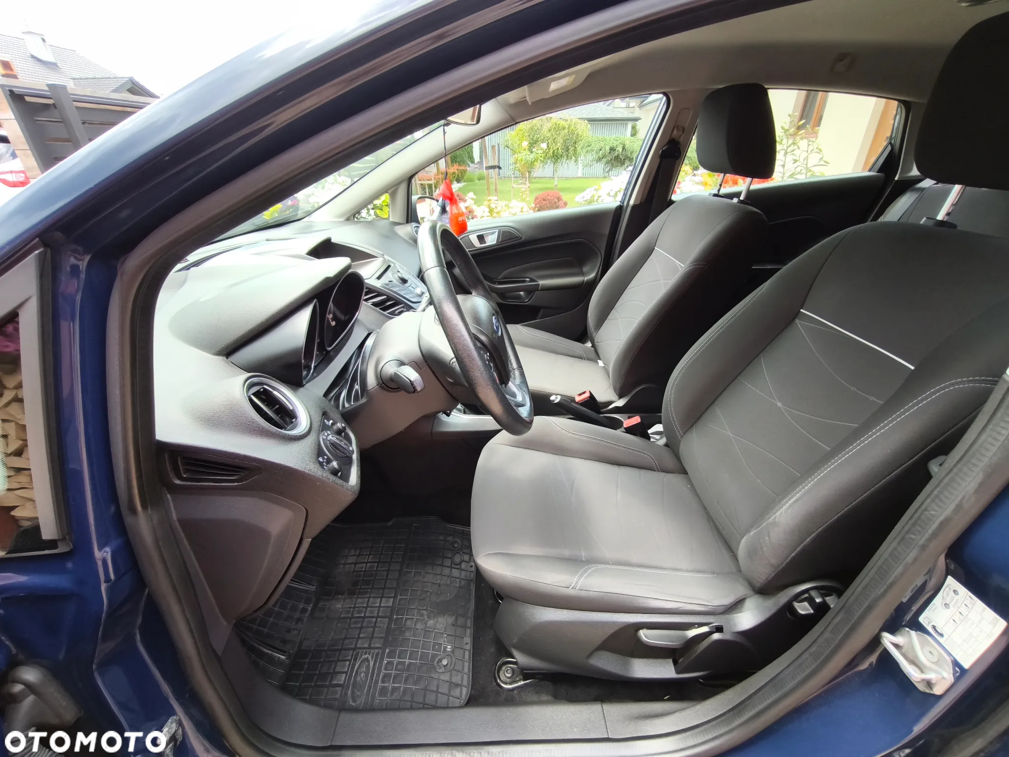 Ford Fiesta 1.0 EcoBoost Titanium - 9
