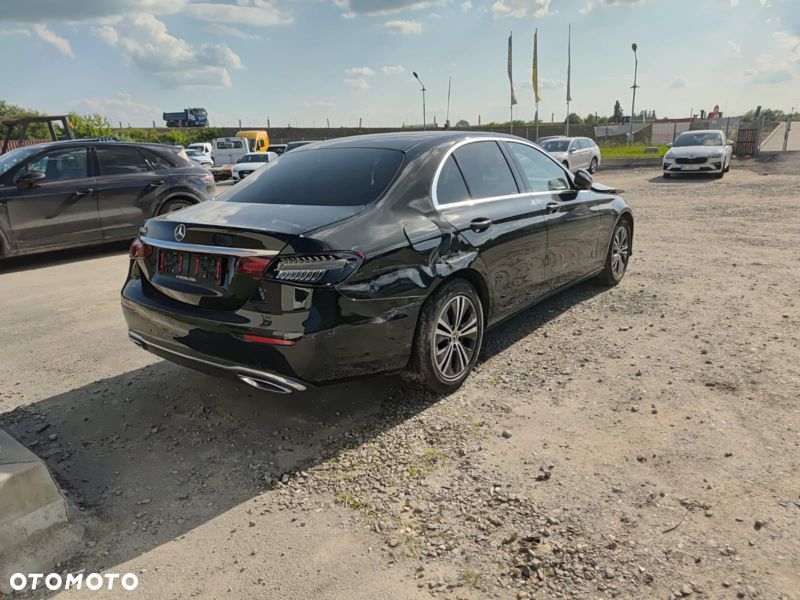 Mercedes-Benz Klasa E 220 d 9G-TRONIC - 15