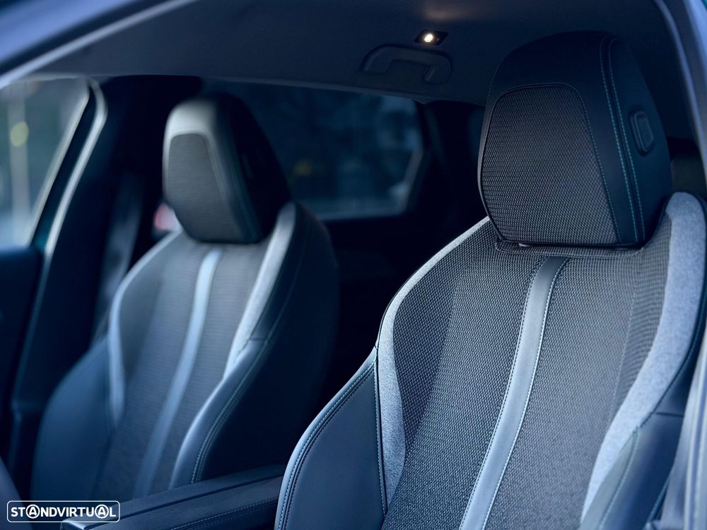 Peugeot 308 SW 1.2 PureTech Allure Full LED EAT8 - 3