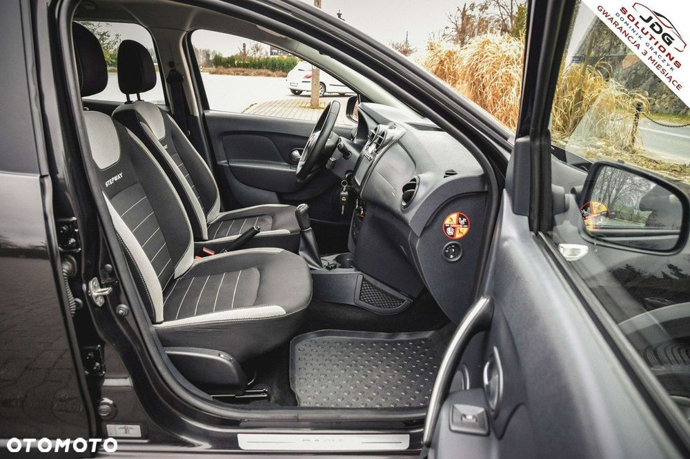 Dacia Logan TCe 90 (S&S) Stepway - 31