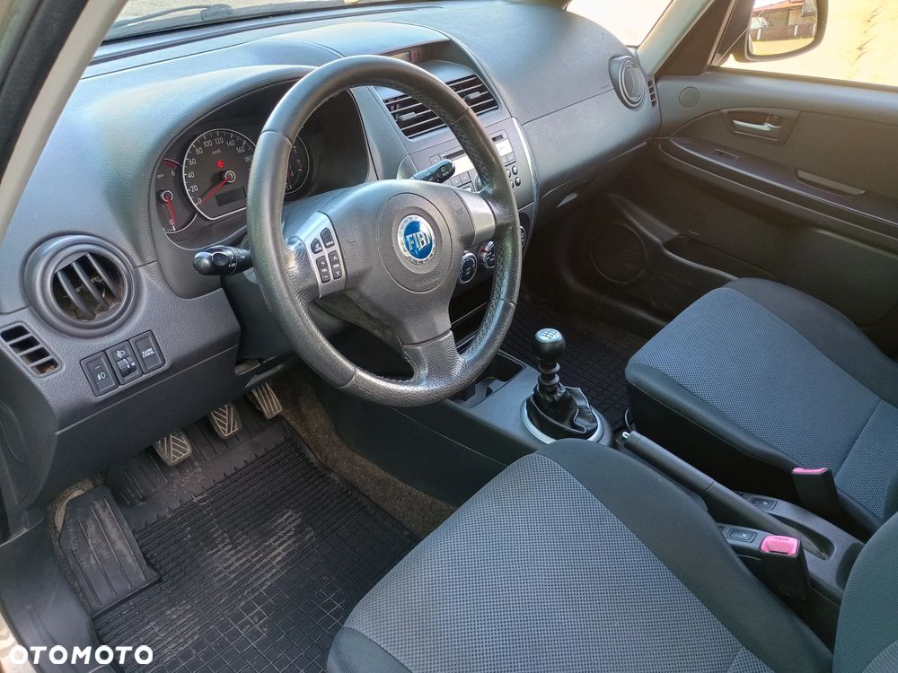 Fiat Sedici - 10